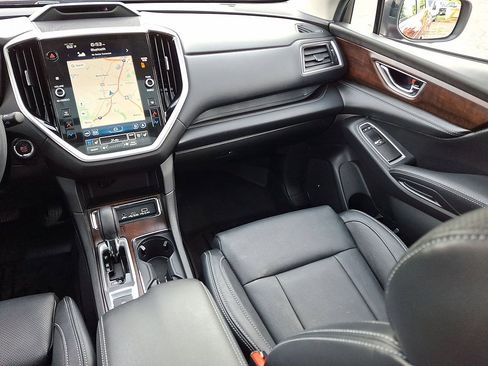 Used 2023 Subaru Ascent Touring AWD/4WD image 11