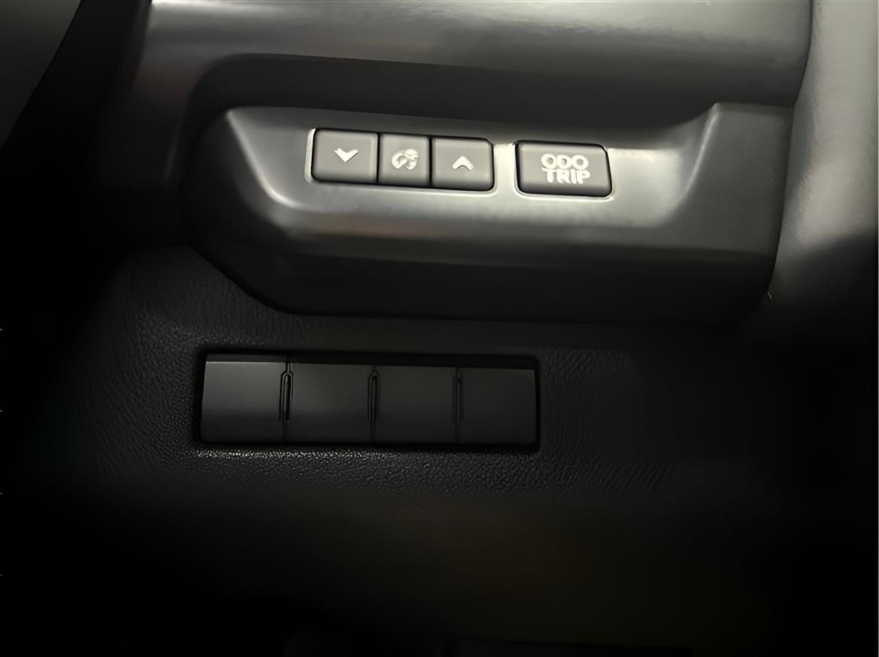 Used 2019 Lexus UX 250h w/ Premium Package AWD/4WD image 19