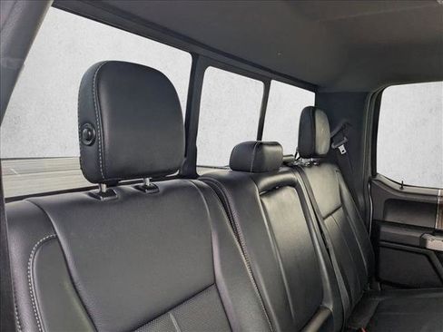 Used 2019 Ford F150 Lariat image 18