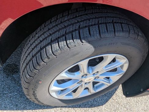 Used 2019 Chevrolet Equinox LT image 16