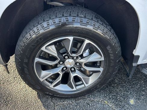 Used 2024 Chevrolet Silverado 1500 LT w/ All Star Edition Plus image 33