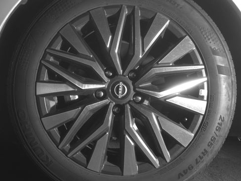 Used 2025 Nissan Altima 2.5 SV image 12