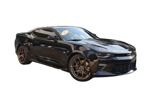 Used 2018 Chevrolet Camaro SS image 2