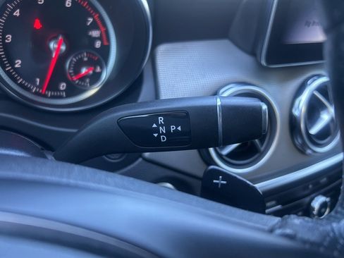 Used 2020 Mercedes-Benz GLA 250 4MATIC image 18