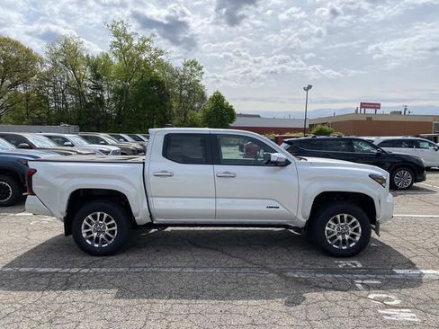 New 2026 Toyota Tacoma Limited AWD/4WD image 2