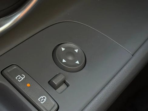 Used 2024 Hyundai Elantra SEL FWD image 41
