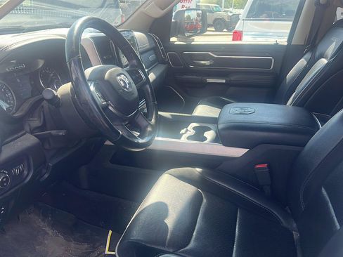 Used 2019 RAM 1500 Laramie AWD/4WD image 15