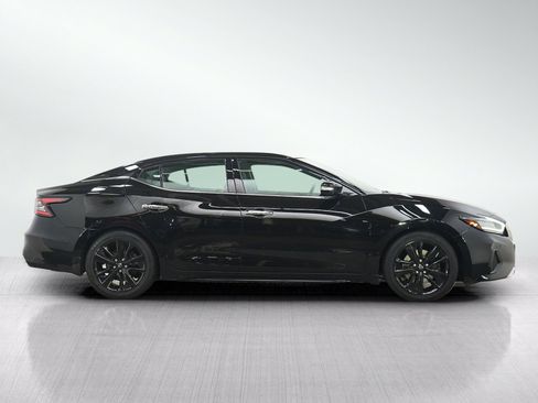 Used 2023 Nissan Maxima SL FWD image 6