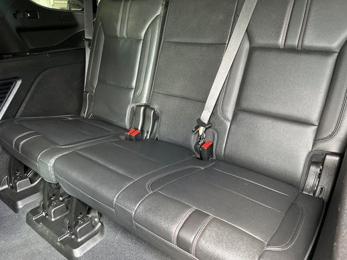 Used 2021 Chevrolet Tahoe RST w/ Luxury Package image 19