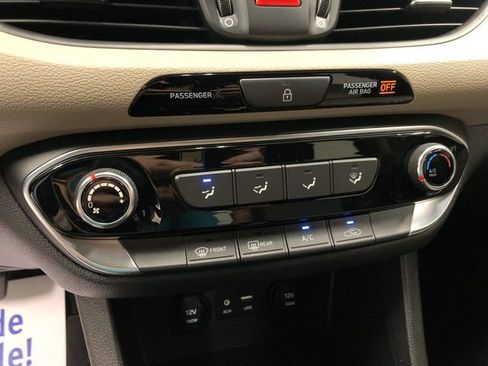 Used 2020 Hyundai Elantra GT FWD image 24