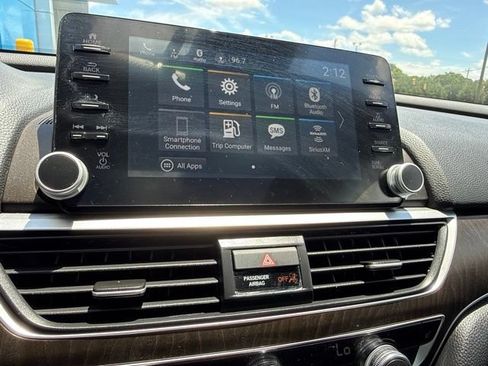 Used 2019 Honda Accord EX image 15