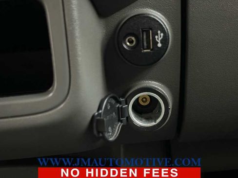 Used 2019 Nissan Frontier SV image 30