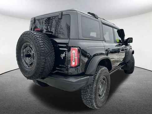 Used 2023 Ford Bronco Everglades image 14