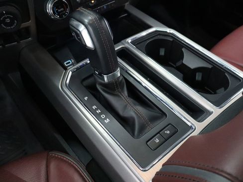 Used 2018 Ford F150 Platinum w/ Equipment Group 701A Luxury image 16