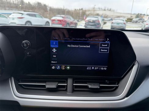 Certified 2024 Chevrolet Trax RS image 19