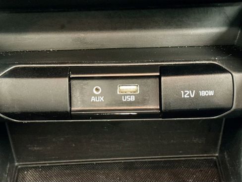 Used 2018 Kia Rio S image 16