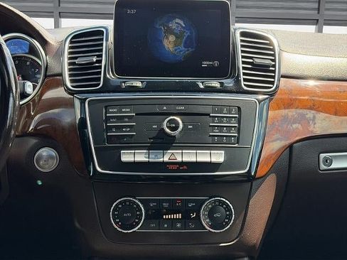 Used 2018 Mercedes-Benz GLS 450 4MATIC image 23