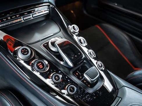 Used 2016 Mercedes-Benz AMG GT S image 29