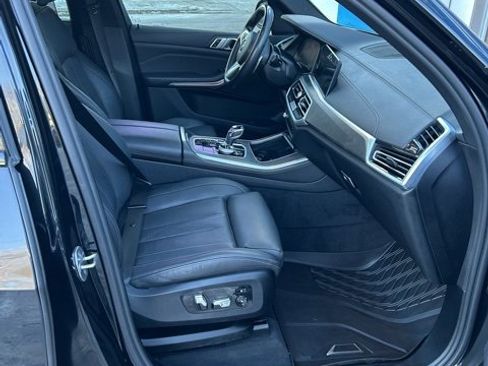 Used 2022 BMW X5 xDrive40i w/ M Sport Package image 10