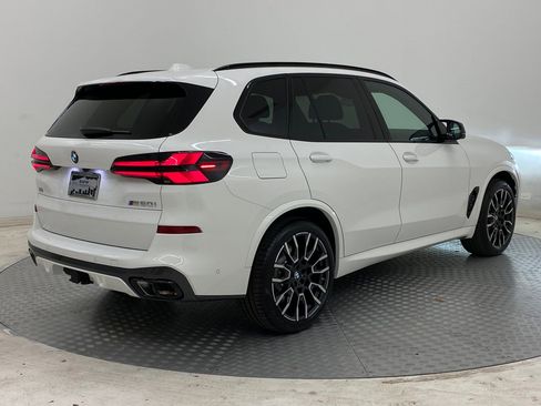 Used 2026 BMW X5 M60i image 8