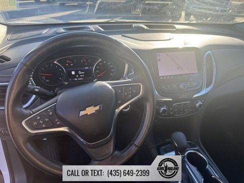 Used 2022 Chevrolet Equinox Premier image 12