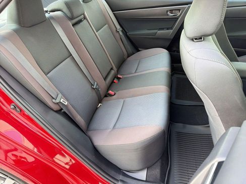 Used 2017 Toyota Corolla LE w/ Carpet Mat Package (TMS) FWD image 27