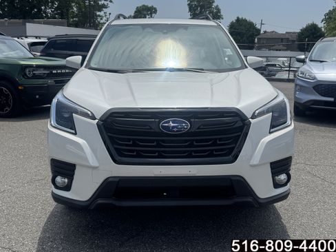 Used 2023 Subaru Forester Premium AWD/4WD image 2
