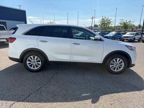 Used 2020 Kia Sorento FWD V6 image 6