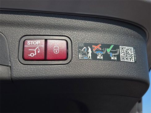 New 2025 Mercedes-Benz GLE 53 AMG 4MATIC image 34