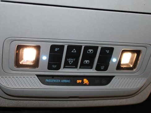 Used 2021 Ford Explorer XLT w/ Equipment Group 202A image 32