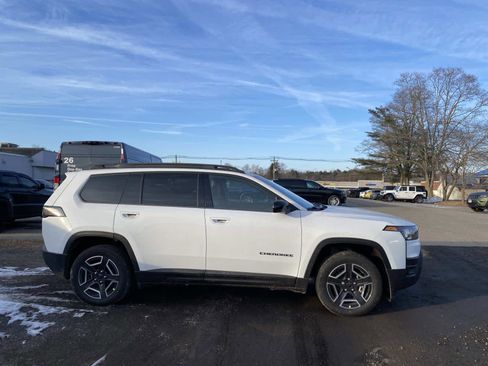 New 2026 Jeep Cherokee Limited image 2