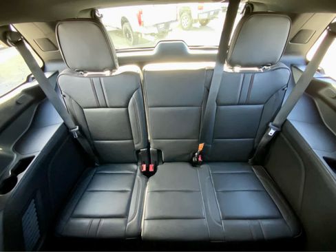 Used 2023 Chevrolet Tahoe RST w/ Luxury Package AWD/4WD image 28