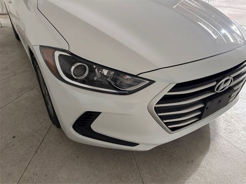 Used 2018 Hyundai Elantra SEL image 35