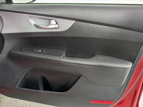 Used 2024 Kia Forte LXS FWD image 21