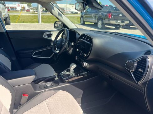 Used 2024 Kia Soul GT-Line FWD image 17