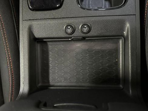 Used 2023 Nissan Frontier PRO-4X w/ Technology Package image 21