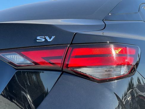 Used 2023 Nissan Sentra SV FWD image 33