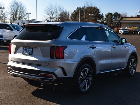 Used 2023 Kia Sorento EX image 7