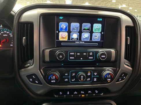 Used 2017 GMC Sierra 1500 SLT AWD/4WD image 33