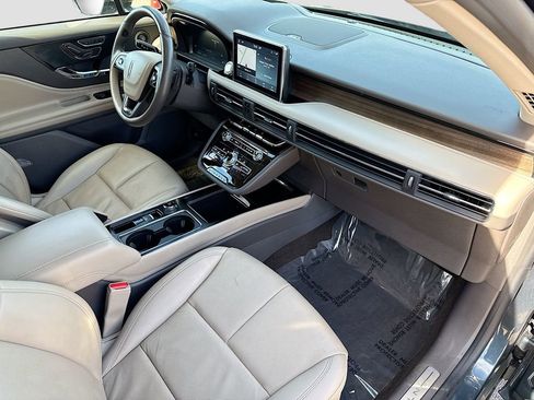 Used 2022 Lincoln Corsair Reserve w/ Equipment Group 201A image 15