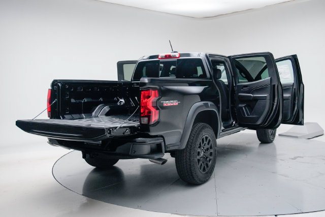 New 2026 Chevrolet Colorado Trail Boss AWD/4WD image 23
