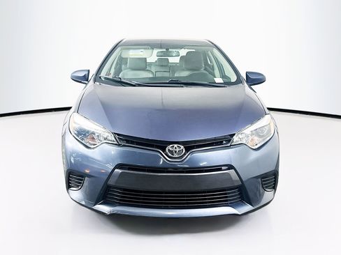 Used 2015 Toyota Corolla LE image 2