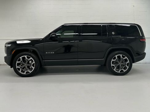 Used 2025 Rivian R1S Adventure AWD/4WD image 3