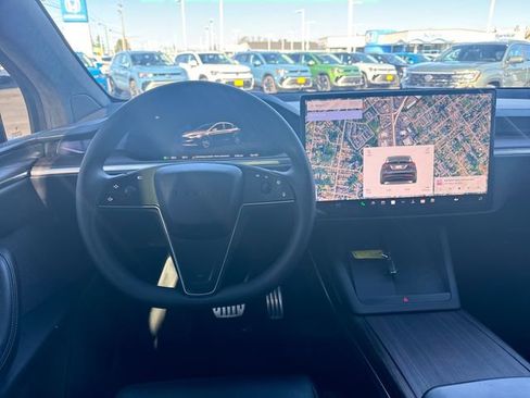 Used 2024 Tesla Model X AWD/4WD image 35