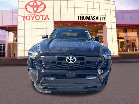 Used 2024 Toyota Tacoma image 2