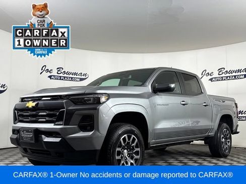Used 2023 Chevrolet Colorado LT w/ LT Convenience Package III AWD/4WD image 2
