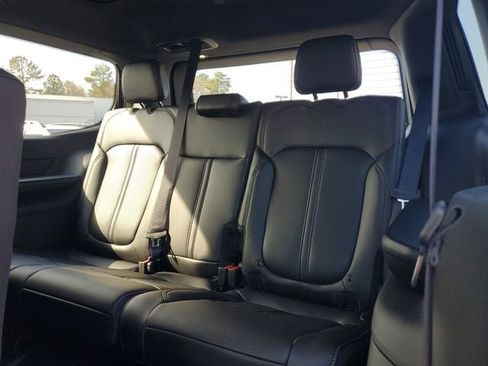 New 2026 Jeep Grand Wagoneer 4WD w/ Premium Group I image 16