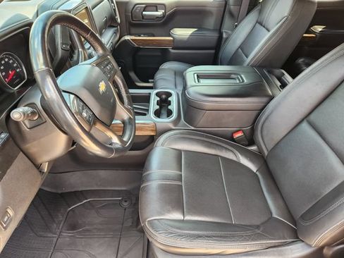 Used 2021 Chevrolet Silverado 1500 High Country w/ Technology Package AWD/4WD image 13