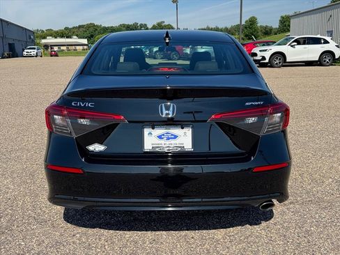 Used 2024 Honda Civic Sport image 3