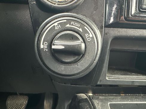 Used 2023 Nissan Titan PRO-4X w/ Off Road Protection Package image 15